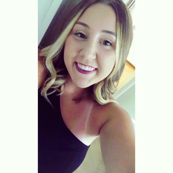 Meet your Posher, Paige - Picture 1 of 1